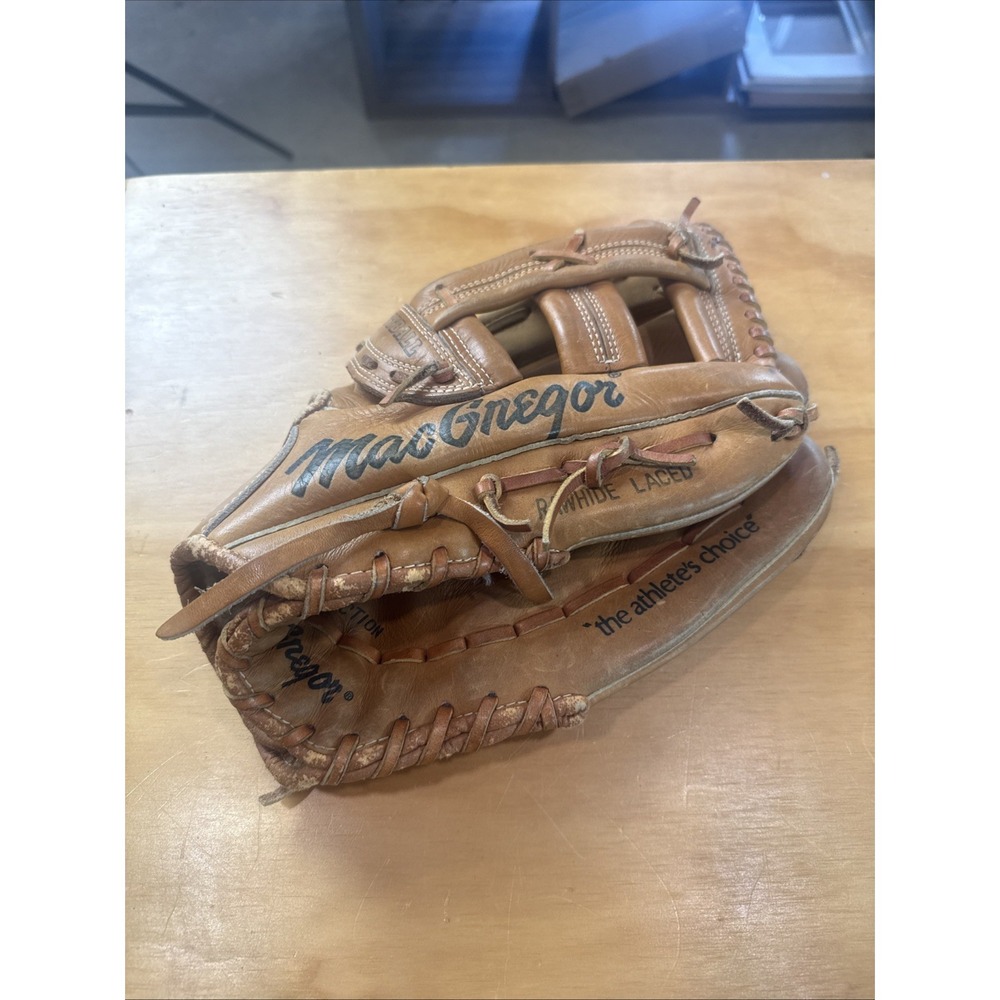 MACGREGOR MG55 THE ATHLETES CHOICE LEATHER BASEBALL SOFTBALL MITT GLOVE RHT 11"